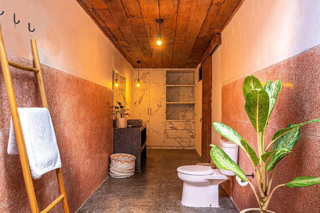 Berawa Canggu Stylish Joglo 3 Bedrooms Private Villa With Private Pool Buitenkant foto