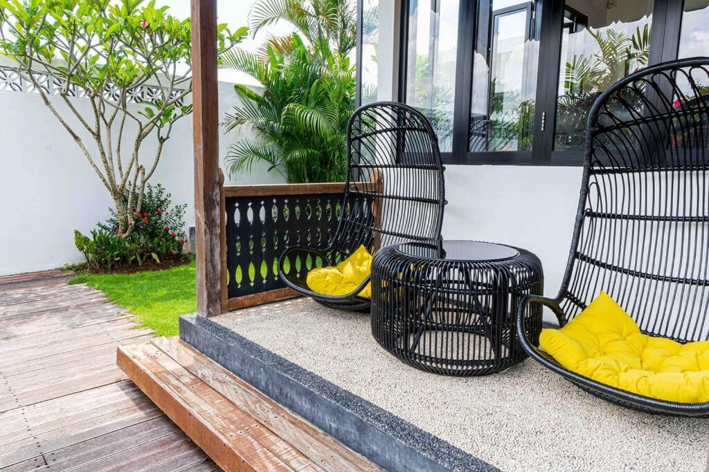 Berawa Canggu Stylish Joglo 3 Bedrooms Private Villa With Private Pool Buitenkant foto